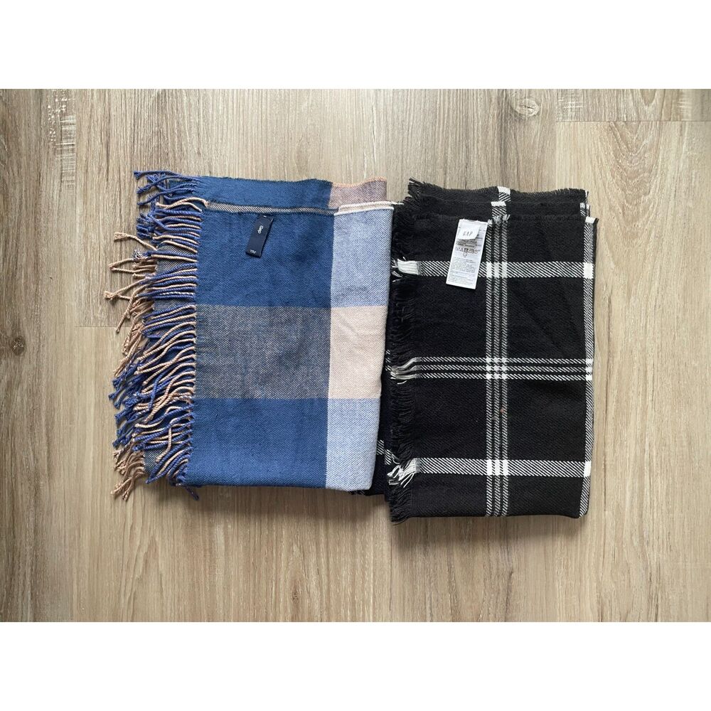 GAP plaid scarf set of 2 winter fringe blanket wrap blue black tartan lot